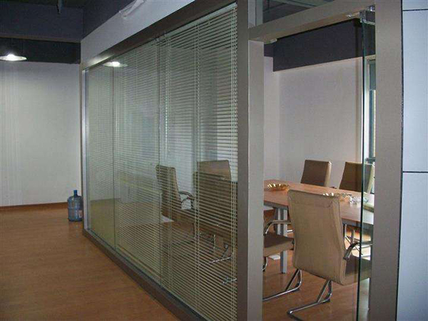 办公室玻璃隔断