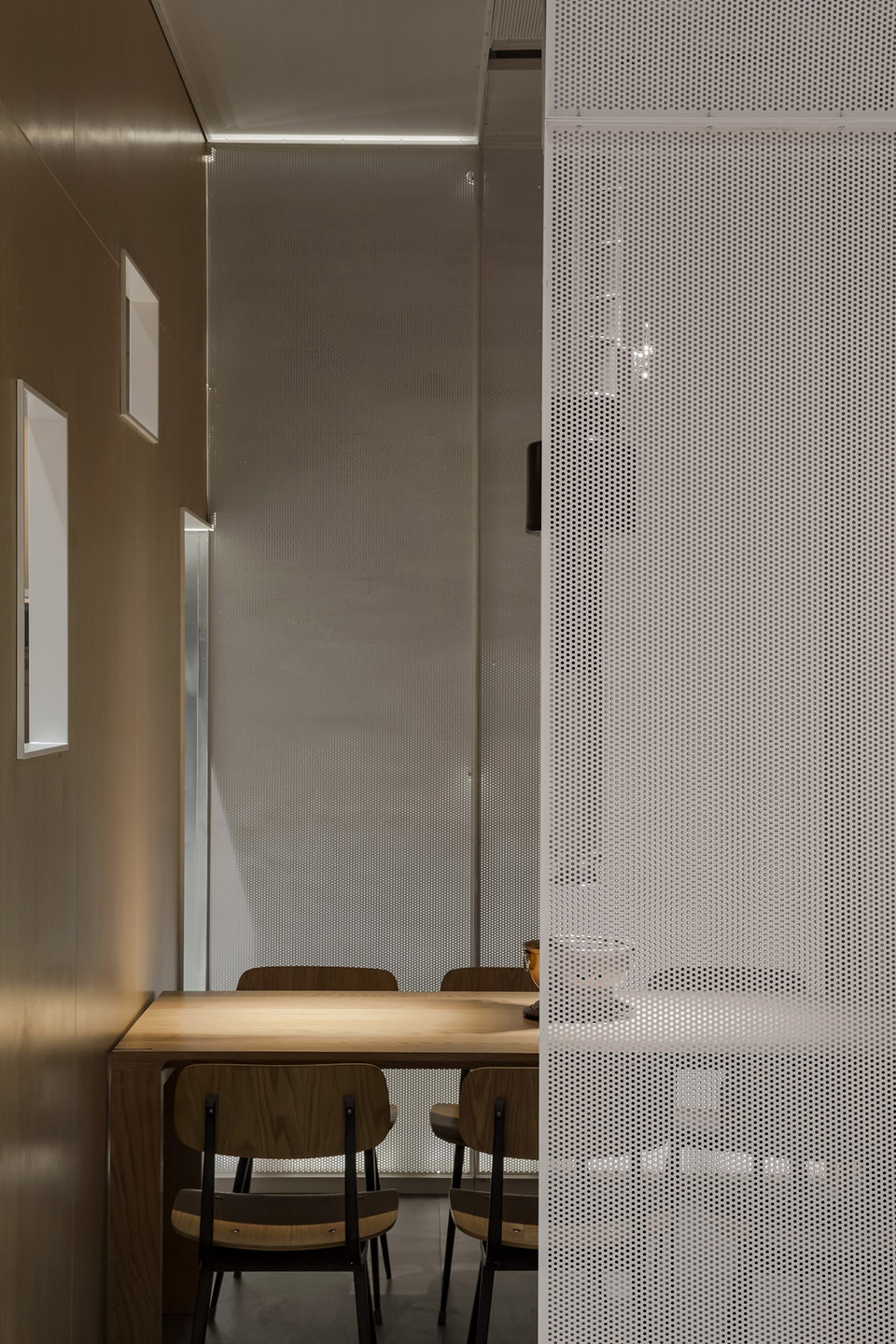  烤肉店装饰案例图,烤肉店装饰布局图