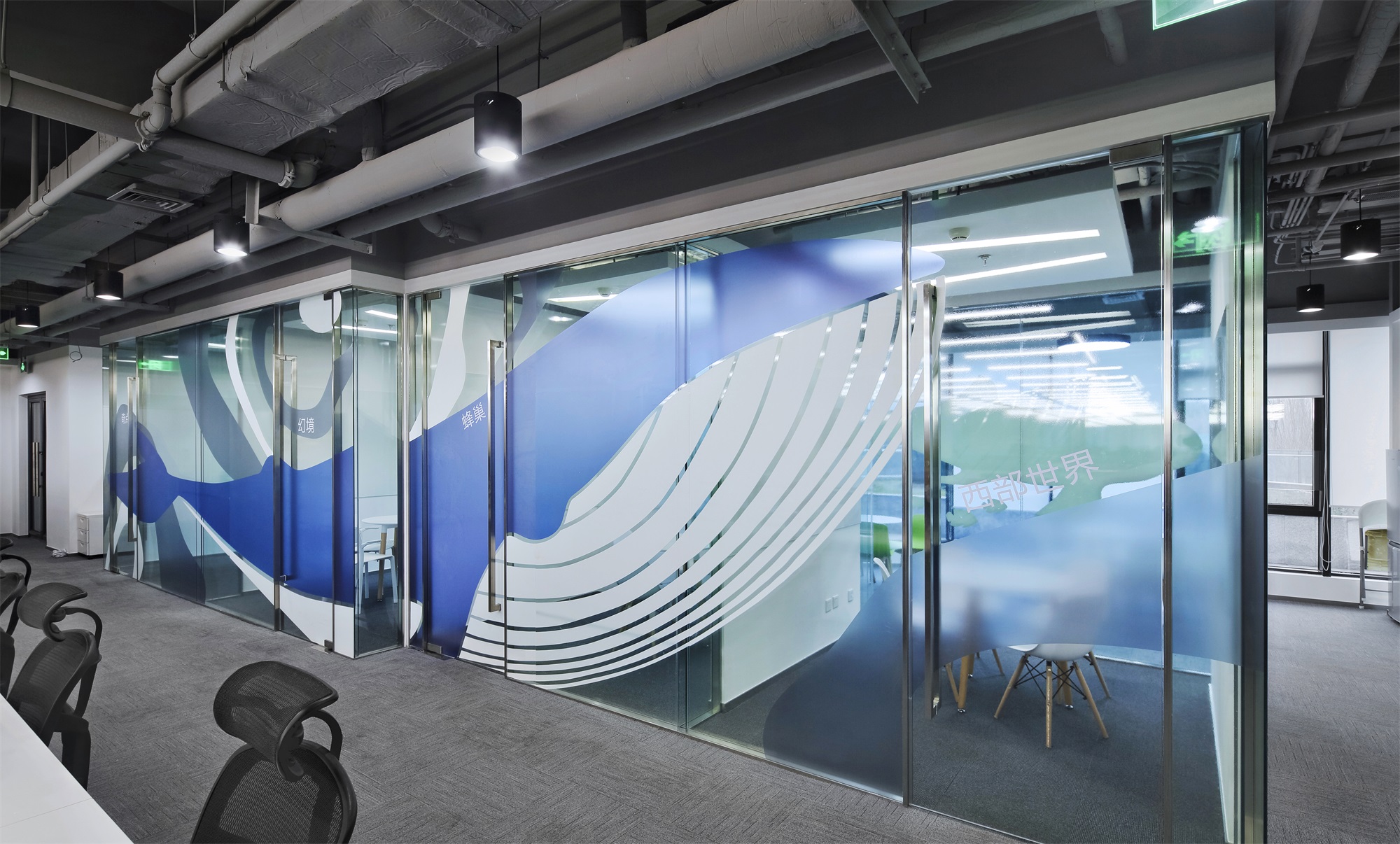 办公室地面毛毡效果图,办公室地面装饰效果图