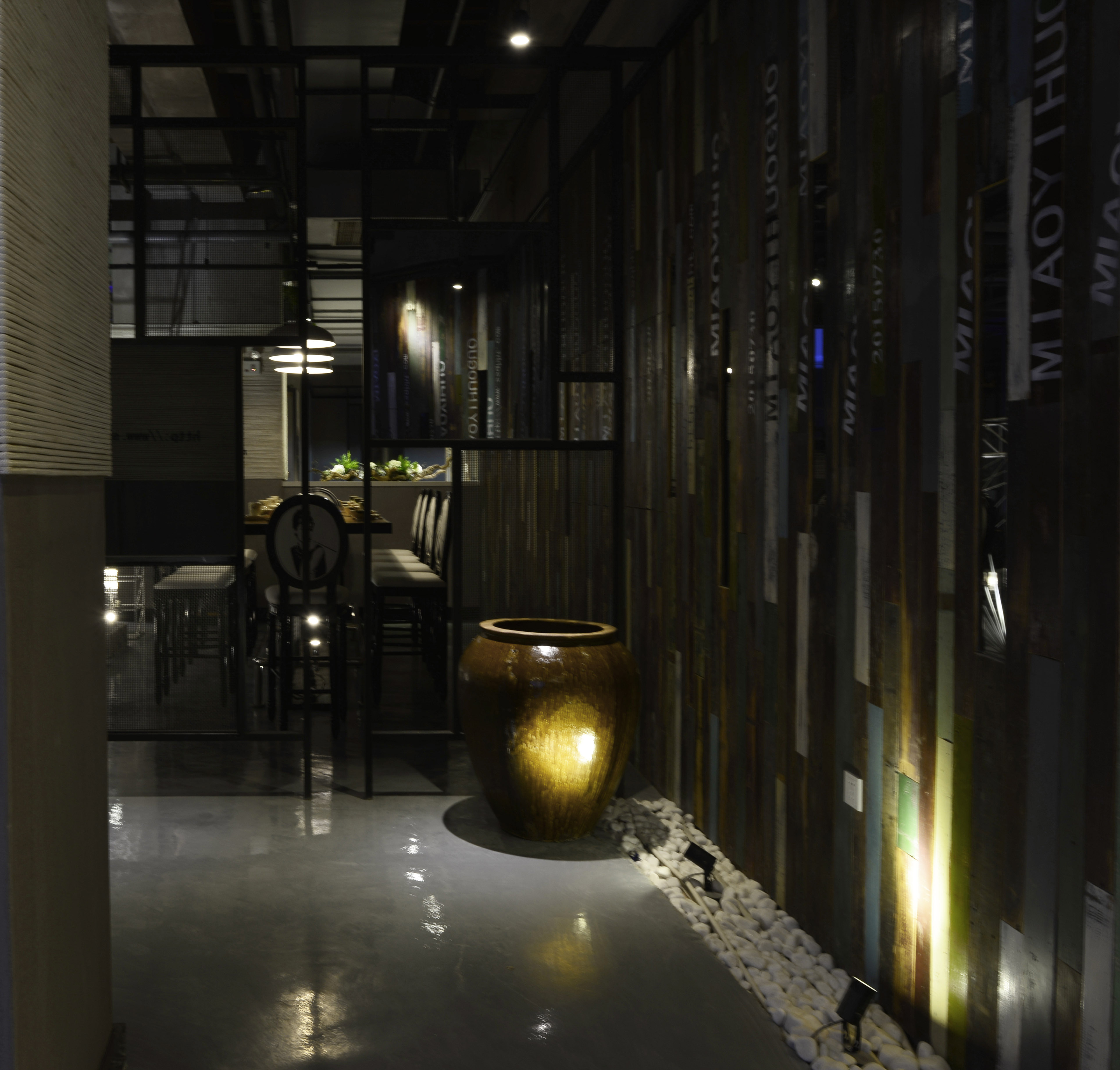 火锅店装饰案例图,火锅店装饰布局图