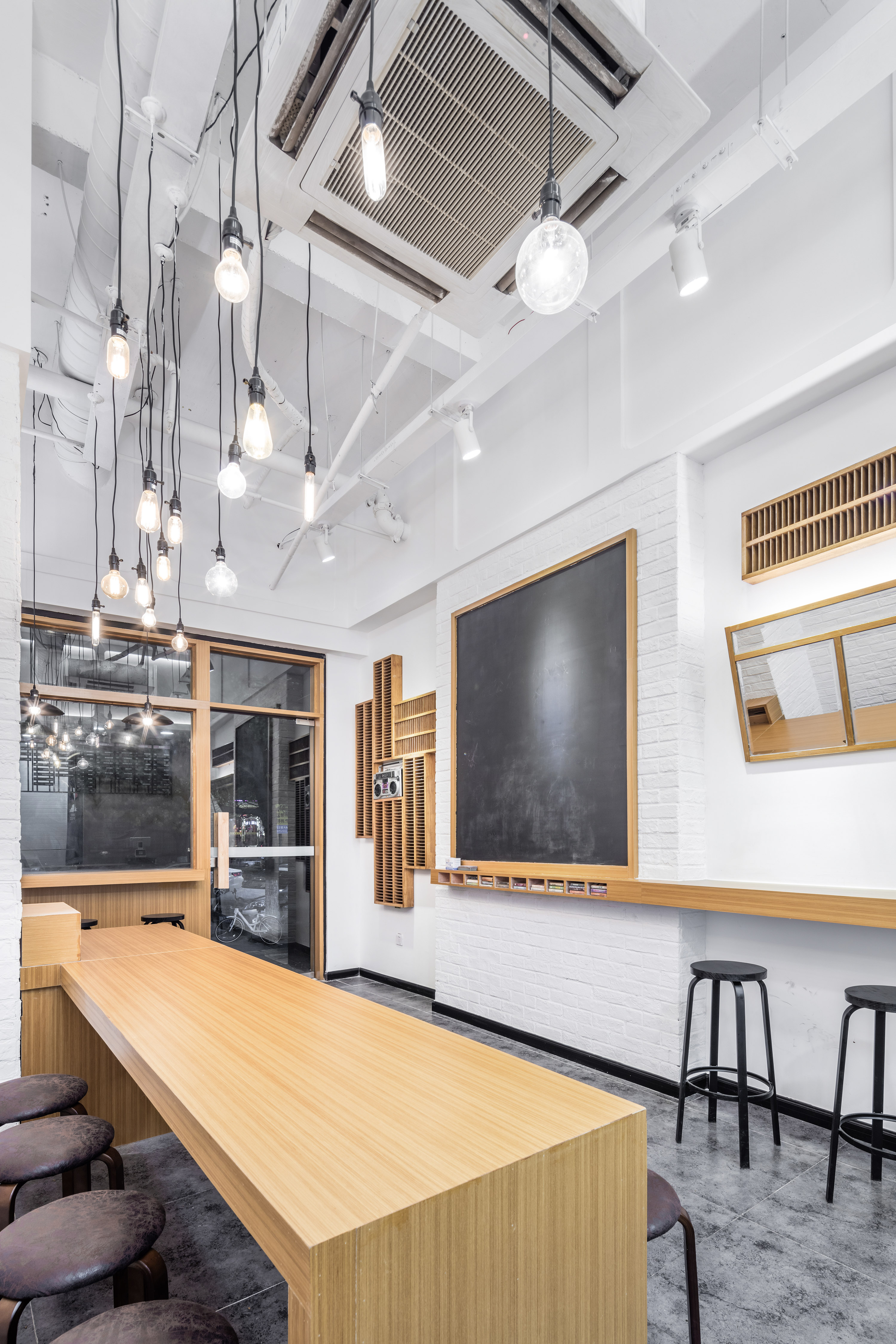 凉皮店装饰实景图,凉皮店装饰图片