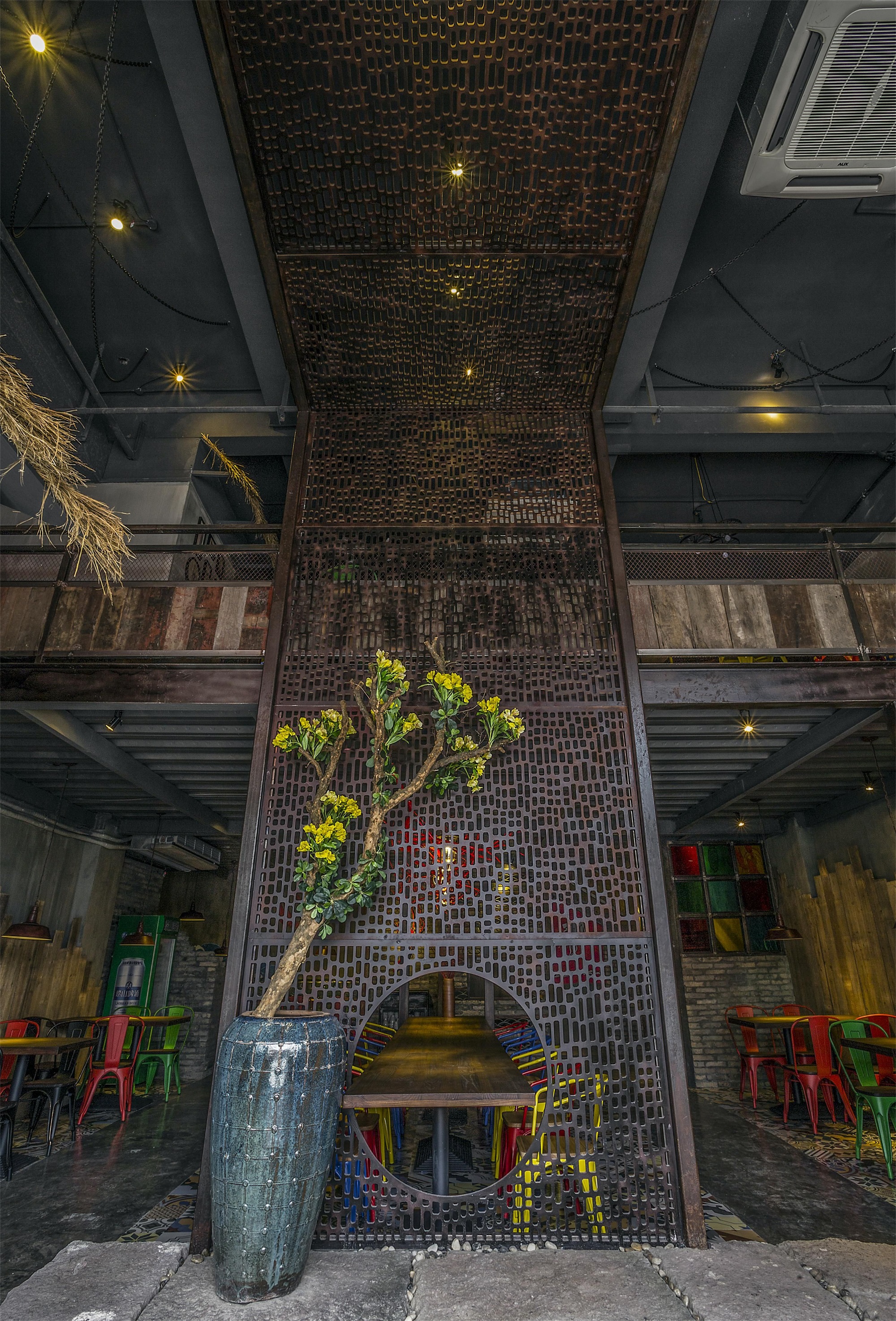 快餐店空间设计效果图,快餐店空间设计案例