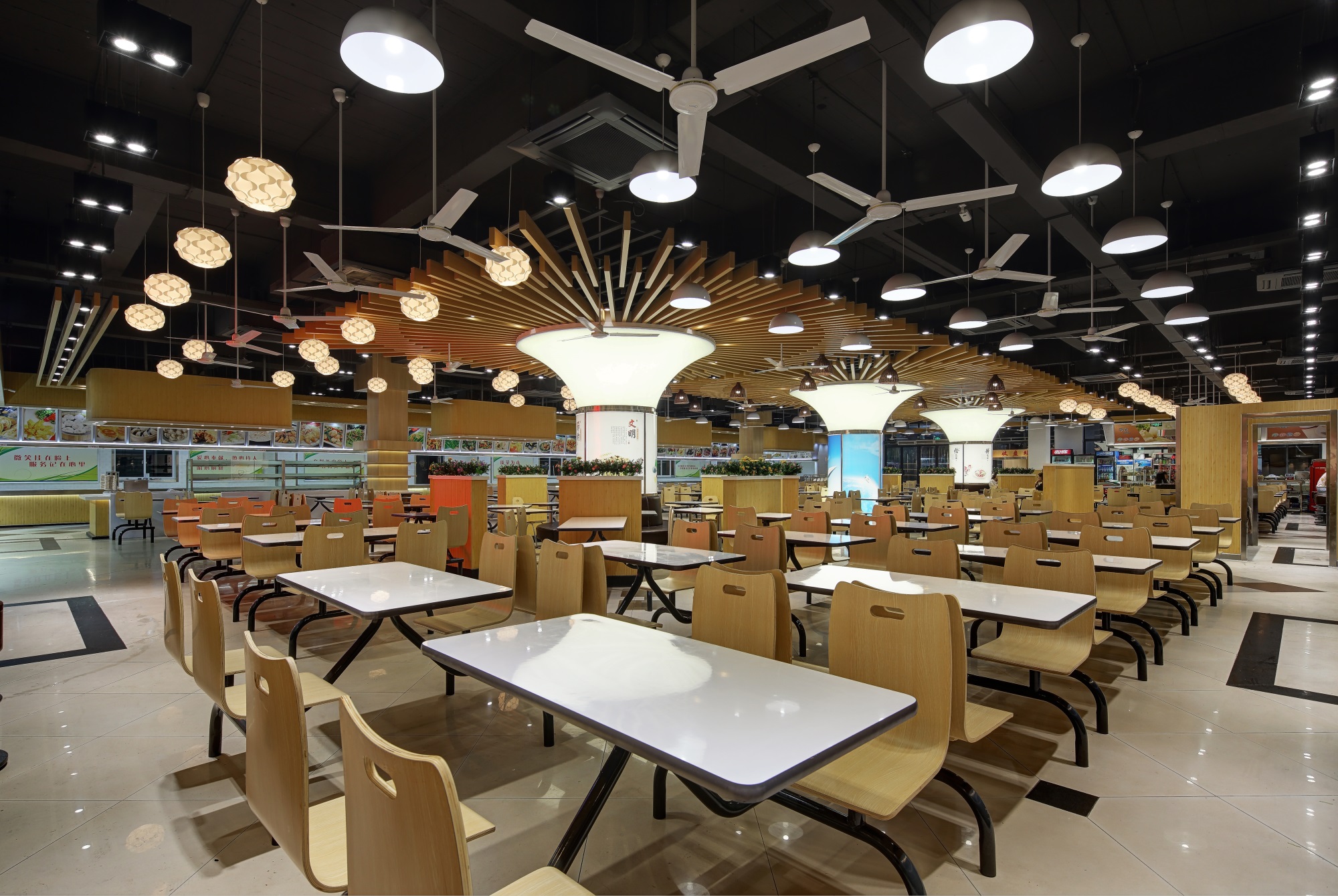 快餐店空间设计案例,快餐店空间设计图片