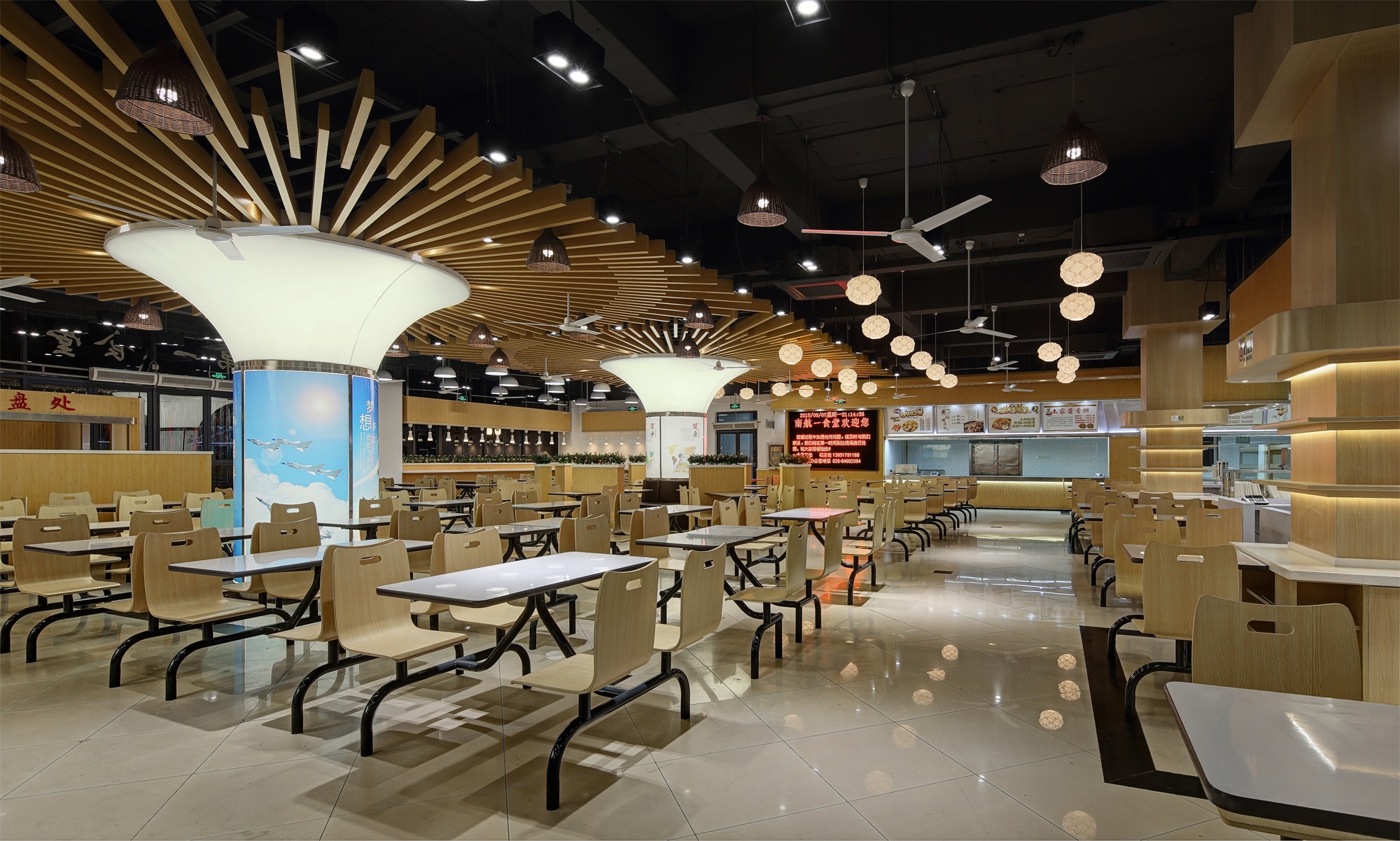 快餐店装饰图片,快餐店装饰布局图