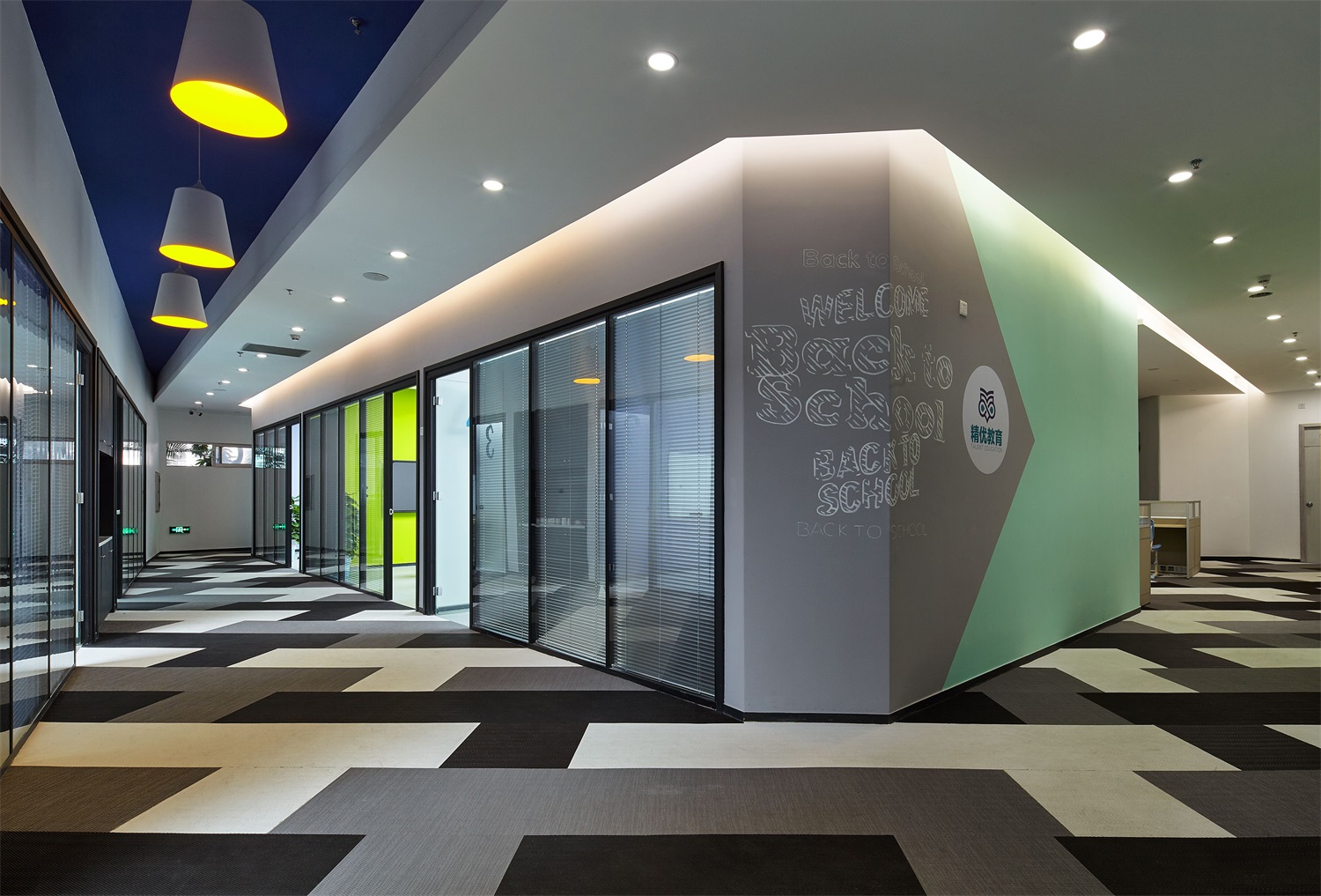 大型早教中心装饰设计效果图,早教中心装饰设计效果图