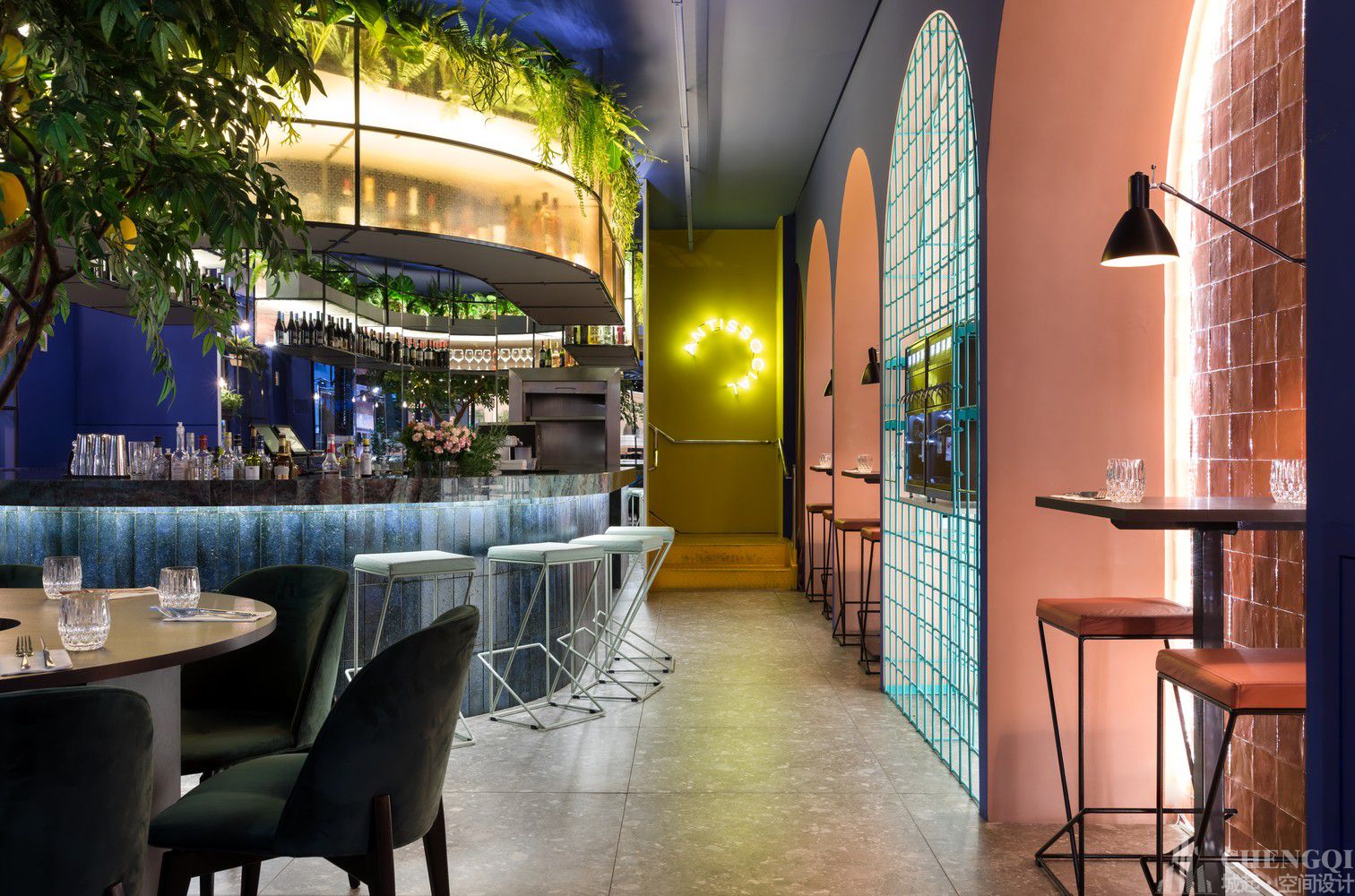 酒吧装修设计案例图,酒吧空间装饰图片