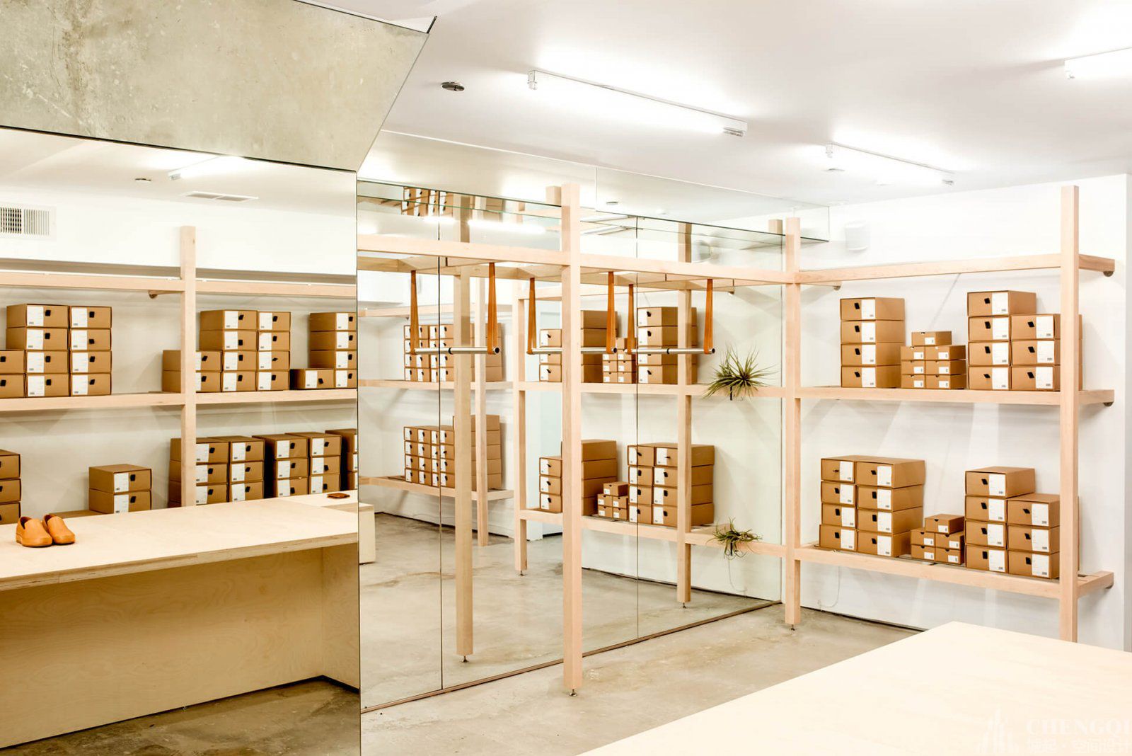 鞋店专卖店装修效果图,鞋店空间设计布局图