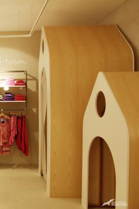 简约时尚设计童装店招牌效果图