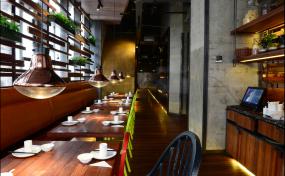 湘菜饭店室内隔断设计装修效果图2018图片