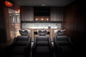 美发店创意装修室内设计效果图