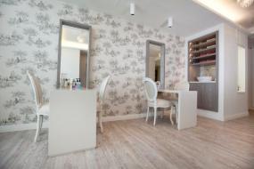 最新美甲店室内装饰装修效果图片