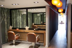 美发店创意装修室内设计效果