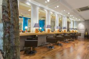 专业美发店装修样板图片