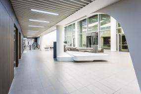 现代流行公司前台设计效果图片