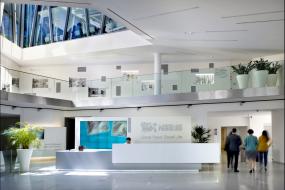 简约传媒公司前台背景墙效果图