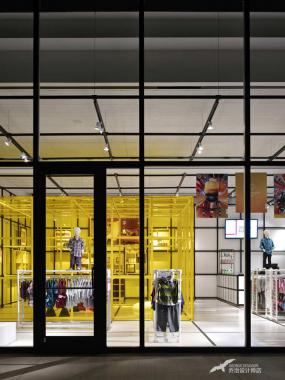 童装店童装货架摆放效果图片