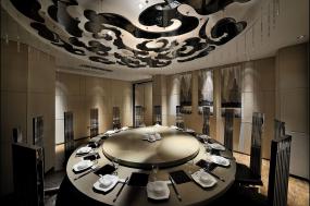 中式火锅店格栅吊顶装修装饰效果图