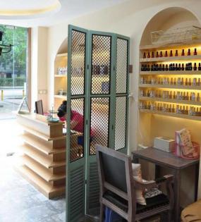 30平方美甲店装修效果图