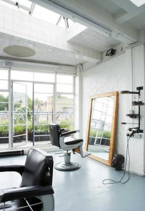 现代简约欧式风格美发店装修图设计