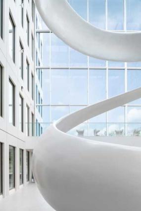 办公室低隔断简单装修图片大全