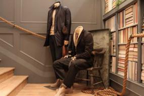 欧式古典装修风格男服装店效果图