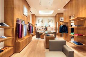 潮男服装店射灯装修效果图片