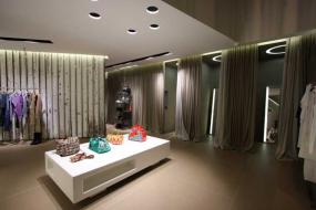 美式简约风格小型女服装店装修图