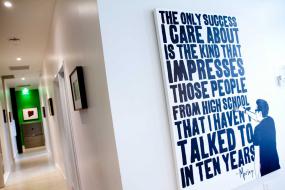 2018最新专业办公室隔断装修效果图集