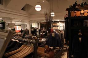 乡村风格男服装店装修效果图片