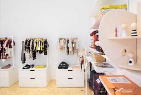 时尚童装店装修效果图