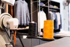 男士服装店背景墙设计效果图2018图片