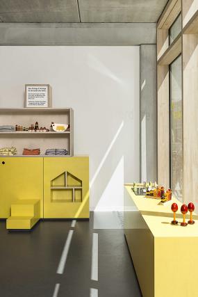 大型童装店装修效果图片