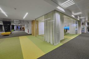 简约办公室窗帘设计效果图2018图片