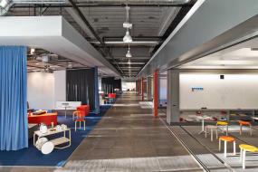 现代办公室布艺窗帘装修效果图片赏析