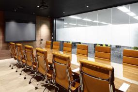 办公室室内深黄色木地板装修效果图片