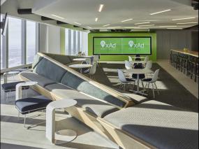 小办公室白色墙面装修效果图片