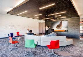 最新办公室背景墙设计装修效果图片