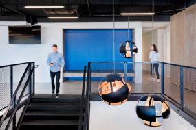 现代办公室风格墙面设计装修效果图片