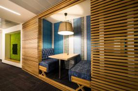 最新办公室入墙柜装修效果图片赏析