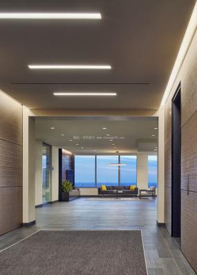 2018公司过道艺术吊顶装修效果图片