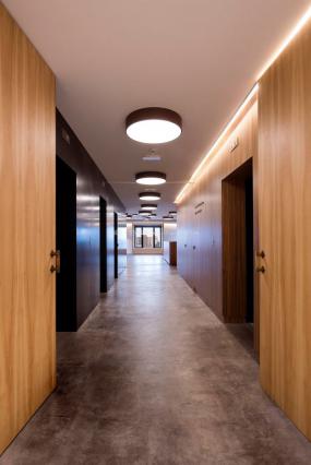 大气简约风公司过道玄关装修效果图