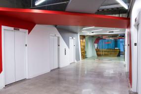 公司过道吊顶图片