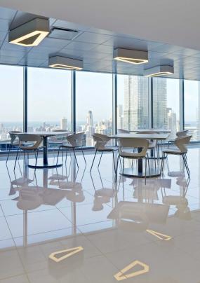 现代办公室风格落地窗装修效果图片