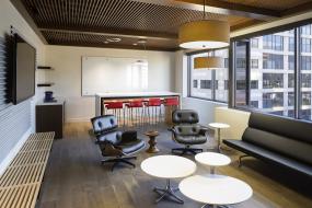 现代办公室风格吊顶设计装修效果图片