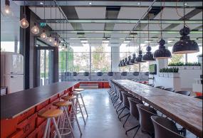 简约会议室铝扣板吊顶效果图片