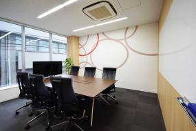 简约办公室室内吊顶装修效果图