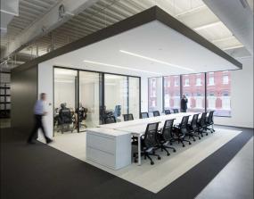 会议室不规则几何形吊顶效果图片