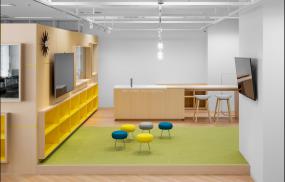 个性办公室吊顶设计效果图