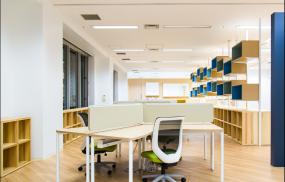 个性办公室吊顶装饰效果图