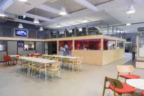 现代小办公室集成吊顶设计装修图片